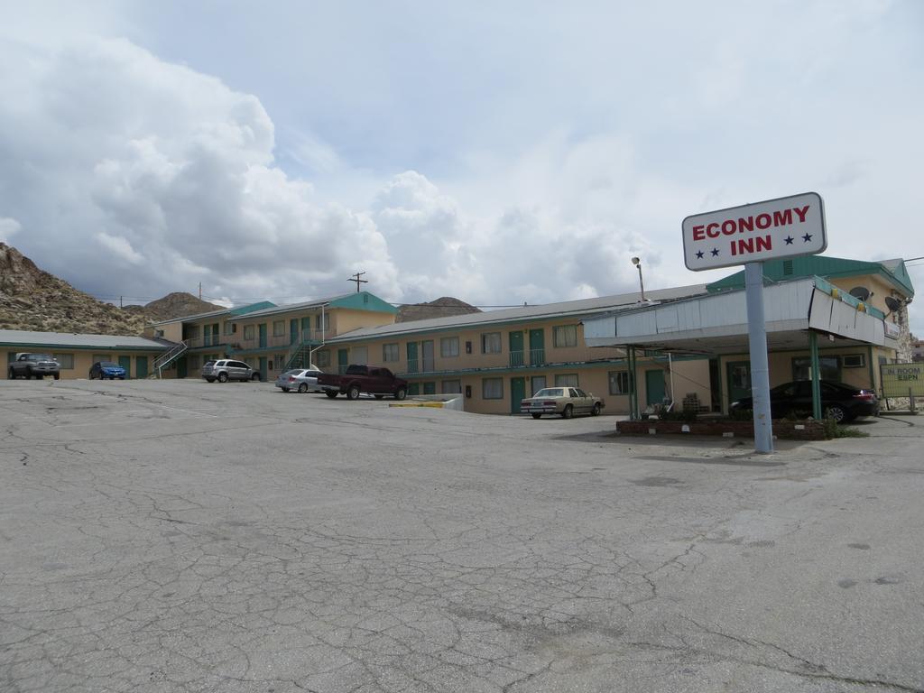 Economy Inn Тонопа Экстерьер фото