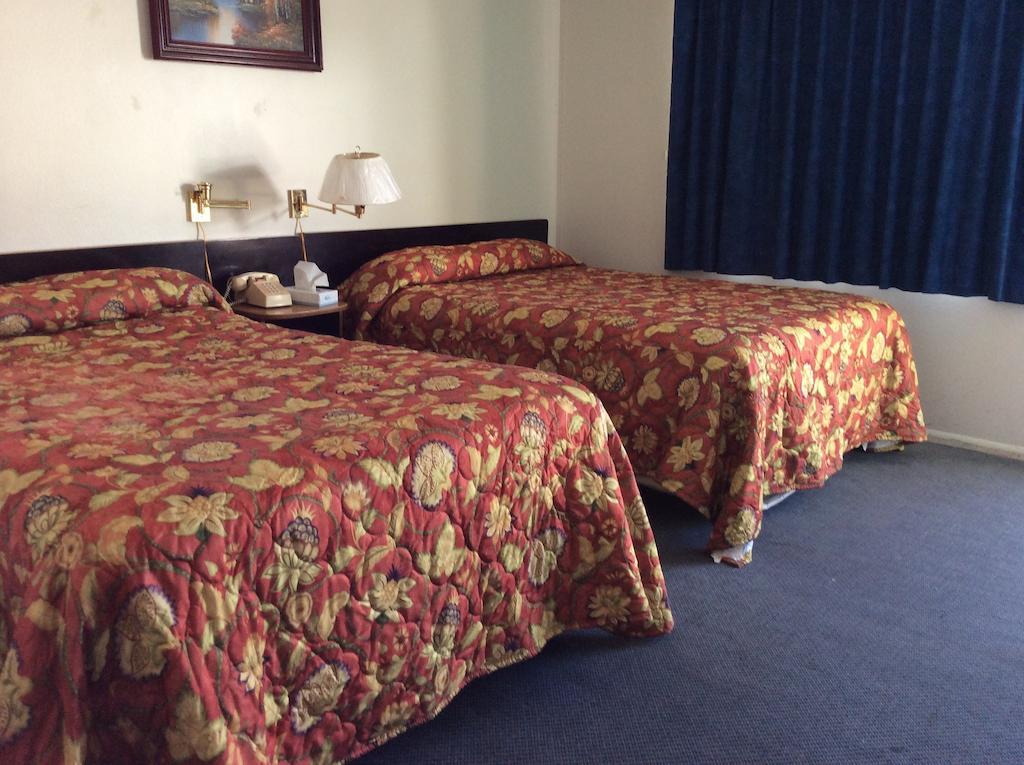 Economy Inn Тонопа Номер фото
